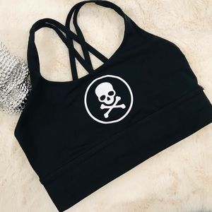 Lululemon- ☠️ Skull & Crossbones sports bra